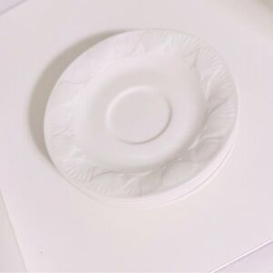 GIBSON 4 White Shell Saucers 6.5” Plates Ceramic Embossed Seashell Dinnerware